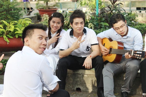 Đăng Khôi quay ngược thời gian về thời học sinh 6 Đăng Khôi quay ngược thời gian về thời học sinh 6
