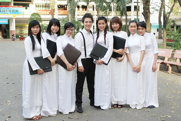 Đăng Khôi quay ngược thời gian về thời học sinh 4 Đăng Khôi quay ngược thời gian về thời học sinh 4