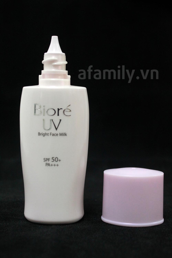 Sữa chống nắng Biore bảo vệ da mặt khỏi ánh nắng gắt 5
