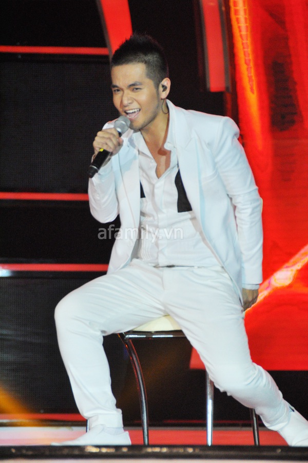 Kh&aacute;n giả 