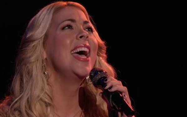 Đội Adam Levine, Blake mở đầu v&ograve;ng Live Playoffs 4