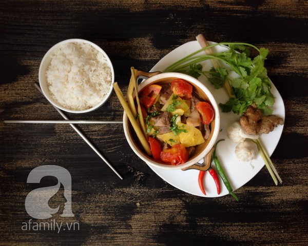 B&ograve; kho dứa