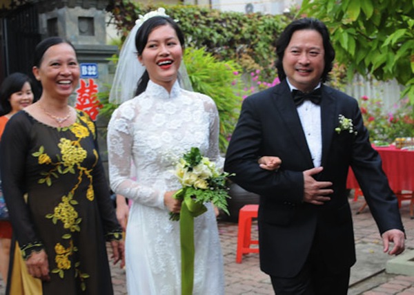 Những cô dâu của showbiz Việt diện áo dài trong ngày cưới hỏi 9 Những cô dâu của showbiz Việt diện áo dài trong ngày cưới hỏi 9