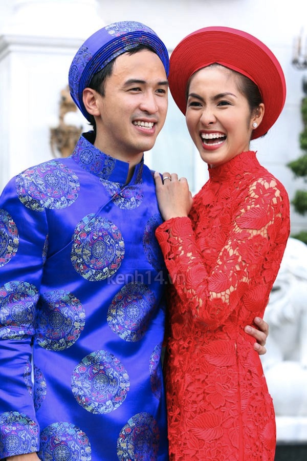 Những cô dâu của showbiz Việt diện áo dài trong ngày cưới hỏi 1 Những cô dâu của showbiz Việt diện áo dài trong ngày cưới hỏi 1