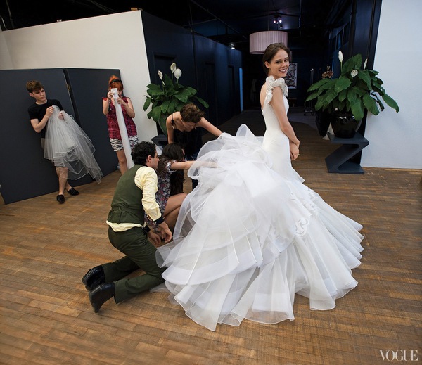 Những tuyệt tác váy cưới được Vogue bình chọn 12