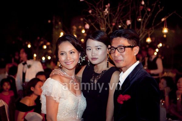 Đỗ Hải Yến rạng rỡ trong lễ cưới ở Hà Nội 15
