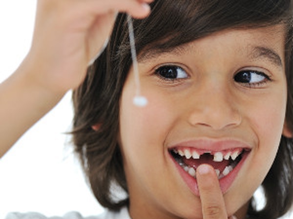 Có thể sử dụng chiếc răng sữa của con cho mục đích gì khác?
