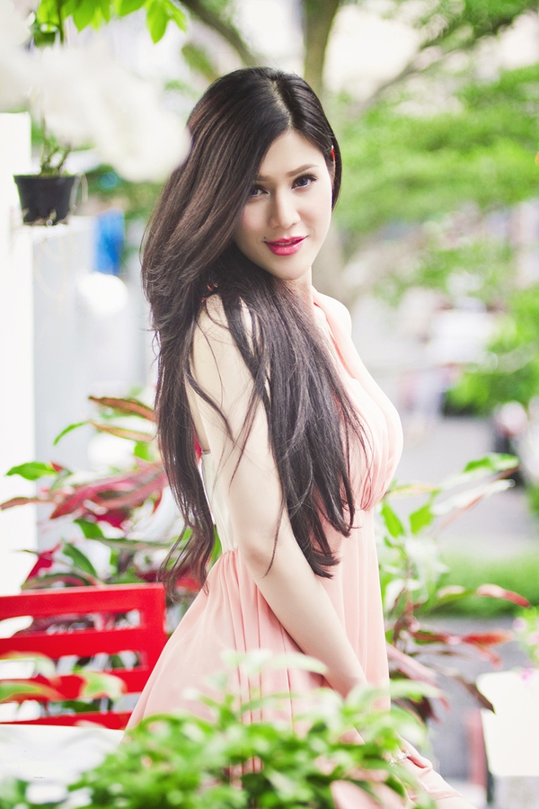 Đinh Phương Ánh hút hồn với những đường cong 11 Đinh Phương Ánh hút hồn với những đường cong 11
