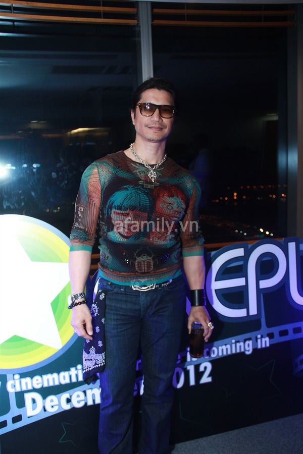 Hương Giang Idol diện đầm ren đỏ nổi bật 9