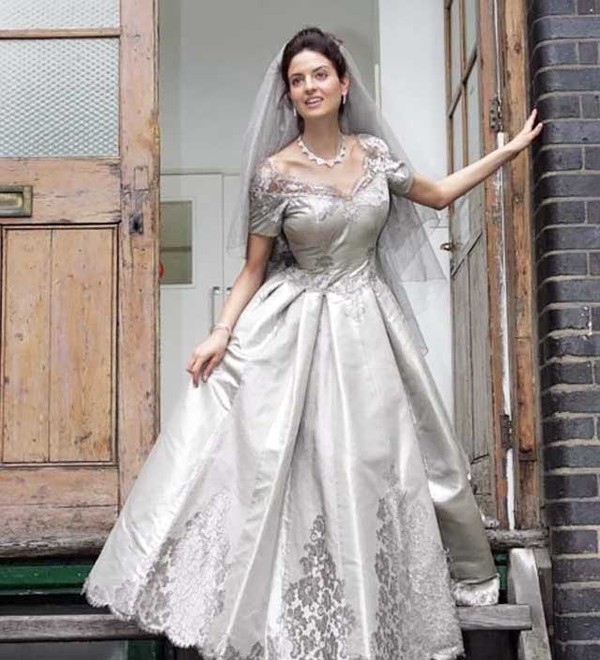 Cập nhật hơn 83 váy cưới đắt nhất thế giới mới nhất  trieuson5