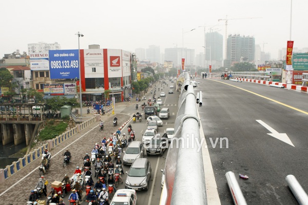 Cầu vượt Lê Văn Lương - đường Láng trước ngày thông xe 4