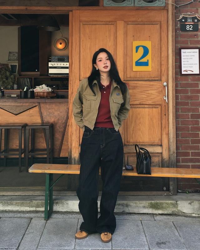 Mùa đông này màu đỏ vẫn rất hot: Gợi ý 10 cách phối đồ cực kỳ sang trọng, giúp bạn nổi bật giữa đám đông - Ảnh 8.