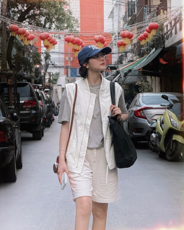 Riêng khoản diện trang phục ngắn, chị em cứ tham khảo 10 set đồ của mỹ nhân Việt vì sành điệu miễn bàn - Ảnh 4.