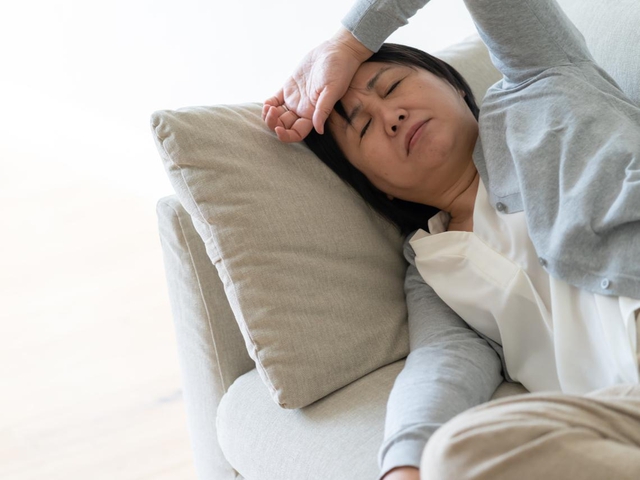 Thấy 1 dấu hiệu lặp lại suốt cả tháng, người phụ nữ phát hiện bị ung thư: 5 bất thường buổi sáng mà bác sĩ bảo