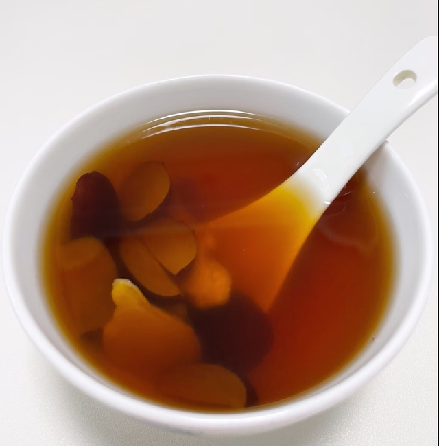 Thịt d&ecirc; hầm củ cải ấm &aacute;p ng&agrave;y đ&ocirc;ng gi&uacute;p kh&iacute; huyết lưu th&ocirc;ng v&agrave; da dẻ hồng h&agrave;o - Ảnh 4.