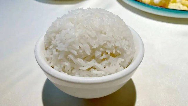 Bạn tưởng mình đang giảm cân, nhưng thực ra đang hại cơ thể: 5 hành vi 