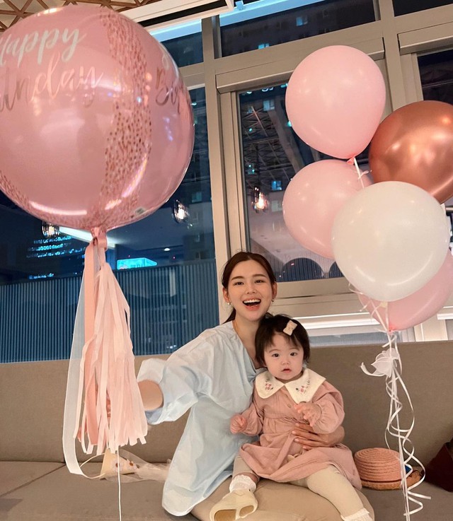 Con gái của bố mẹ có những đặc điểm này thì con chính là bình rượu quý, là 