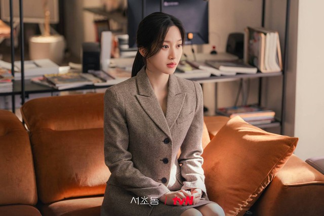 4 Nữ ch&iacute;nh phim H&agrave;n 2025 mặc đẹp , phong c&aacute;ch thời trang đ&aacute;ng ngưỡng mộ - Ảnh 19.