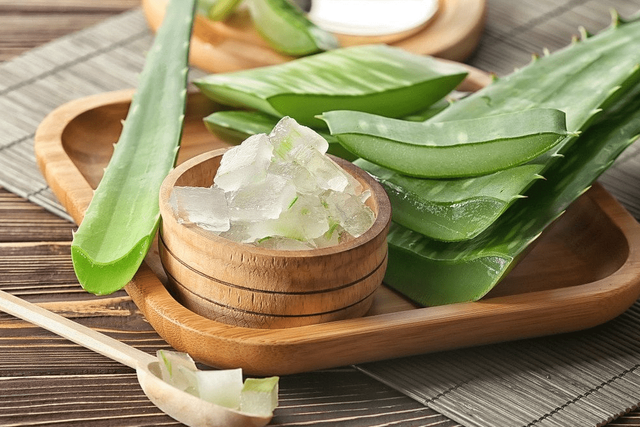 5 thức uống gi&uacute;p t&oacute;c khỏe mạnh v&agrave; mọc nhanh từ s&acirc;u b&ecirc;n trong - Ảnh 3.