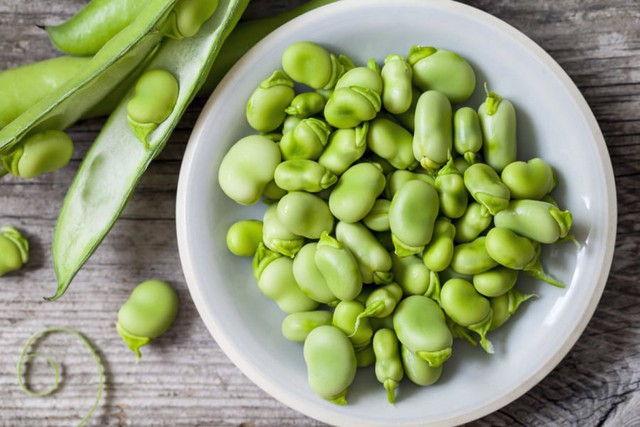 Nhiều loại rau củ tưởng chừng rất lành mạnh nhưng có thể “hóa độc” nếu không được chần qua nước sôi đúng cách - Ảnh 2.