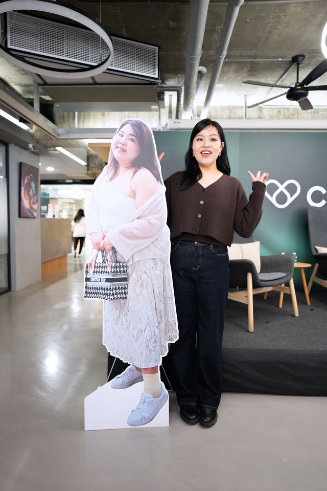 Không phải là chật vật giảm 1-2kg, cô gái này đã giảm một kèo 60kg trong 4 năm chỉ bằng thay đổi cách ăn, không cần phải nhịn - Ảnh 1.