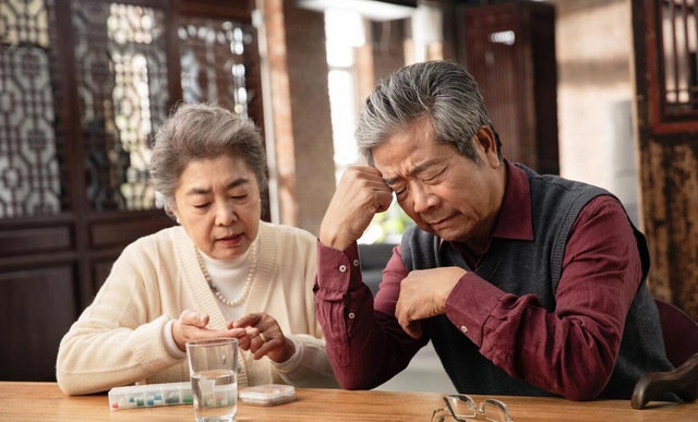 Hóa ra cách ăn uống của một người có thể xác định tuổi thọ: Có 5 đặc điểm này bạn sẽ sống lâu - Ảnh 3.