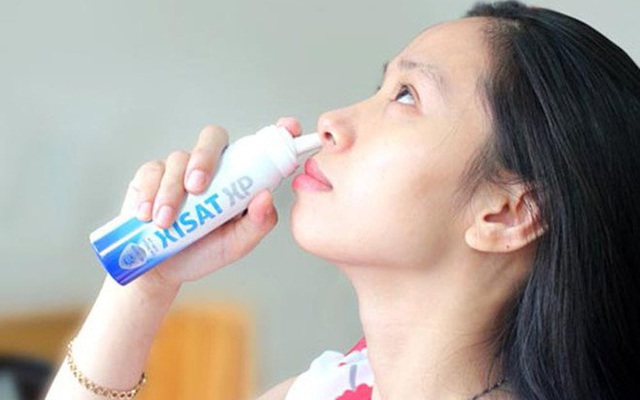 Mùa này, văn phòng nào cũng có vài ba người