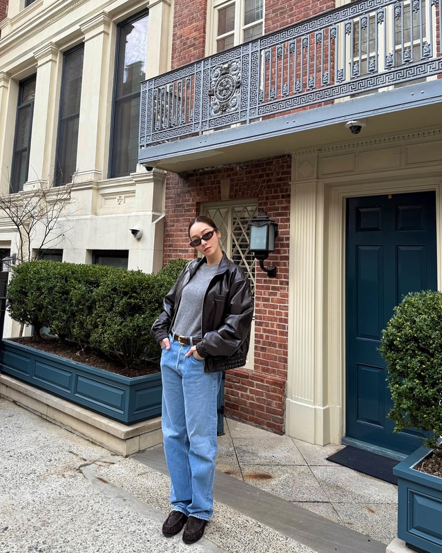 Huyền thoại mặc đẹp 8x có 10 cách mặc quần jeans đơn giản, nhưng chạm đỉnh cao sang xịn mịn - Ảnh 5.