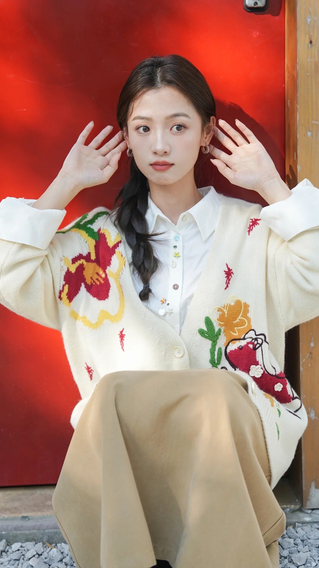 3 chòm sao chốt sổ cuối tháng rực rỡ, tình tiền đỏ như son ngày 31/12 - Ảnh 1.