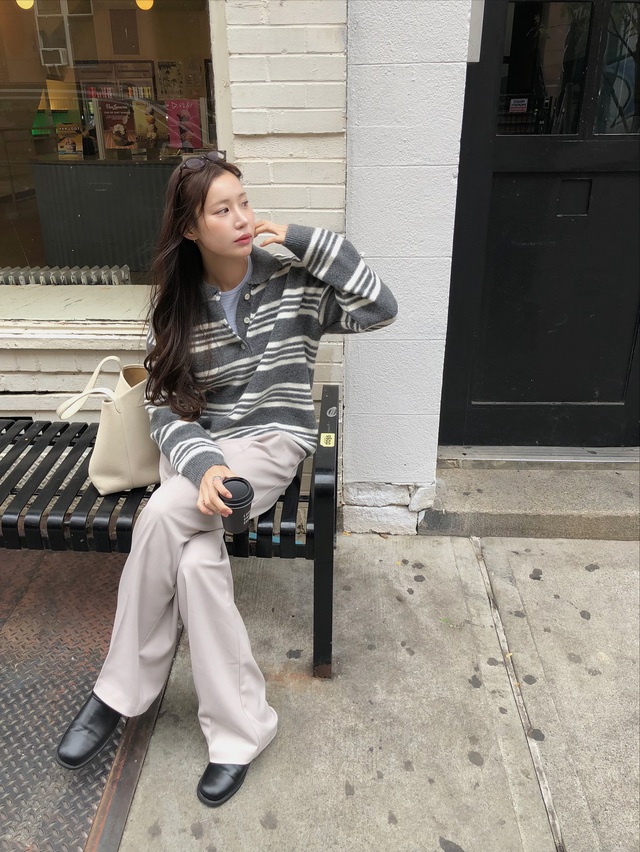 5 C&aacute;ch phối &aacute;o len v&agrave; quần ống rộng nh&acirc;n đ&ocirc;i sự trẻ trung v&agrave; phong c&aacute;ch - Ảnh 1.