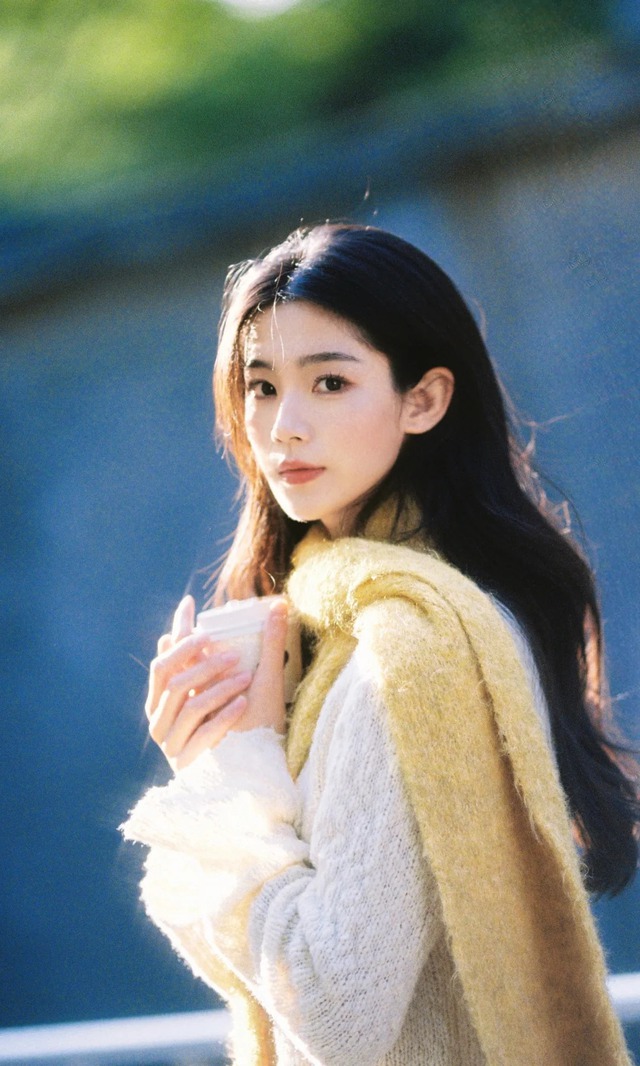 Tháng Chạp, đừng than nghèo kể khổ: Càng kêu ca càng mất lộc, hãy nói thường xuyên 3 câu này để "kích hoạt" vận may - Ảnh 1.