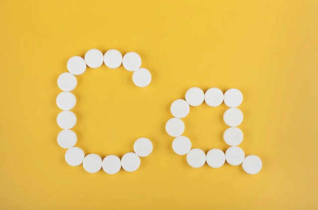 Bước qua tuổi 40, nhiều phụ nữ trung niên “trả giá” vì 5 điều thường bị bỏ quên - Ảnh 2.