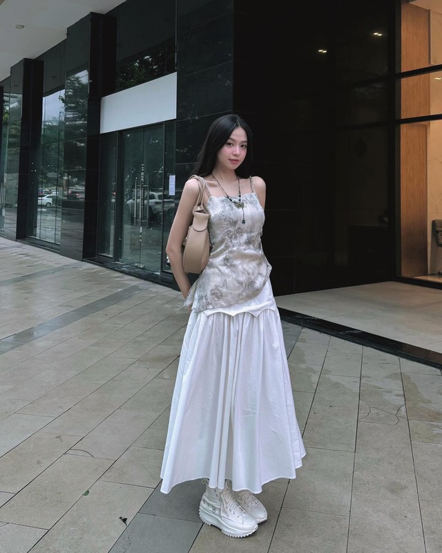 Ngắm style nữ t&iacute;nh của Hoa hậu Thanh Thủy m&agrave; xi&ecirc;u l&ograve;ng - Ảnh 8.