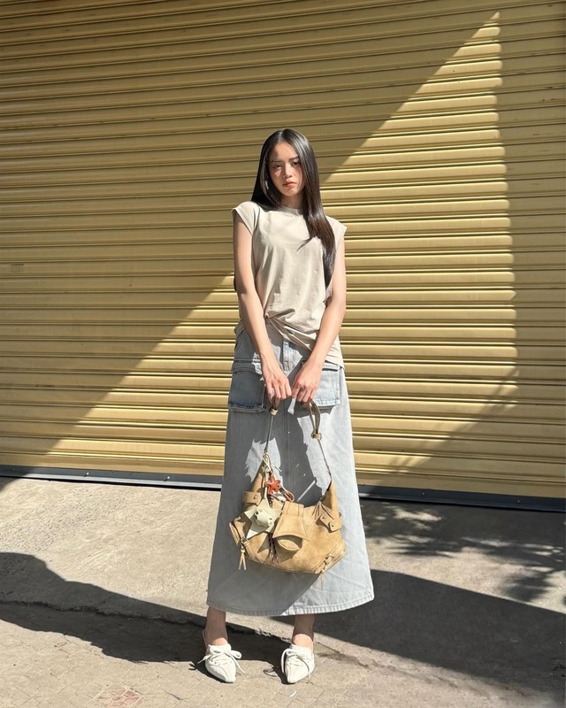 Ngắm style nữ t&iacute;nh của Hoa hậu Thanh Thủy m&agrave; xi&ecirc;u l&ograve;ng - Ảnh 3.