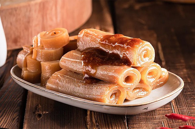 Ăn vặt cũng c&oacute; thể l&agrave;m đẹp: 4 loại đồ ăn nhẹ gi&uacute;p phụ nữ bổ sung collagen, da mịn m&agrave;ng v&agrave; giảm l&atilde;o h&oacute;a r&otilde; rệt - Ảnh 2.