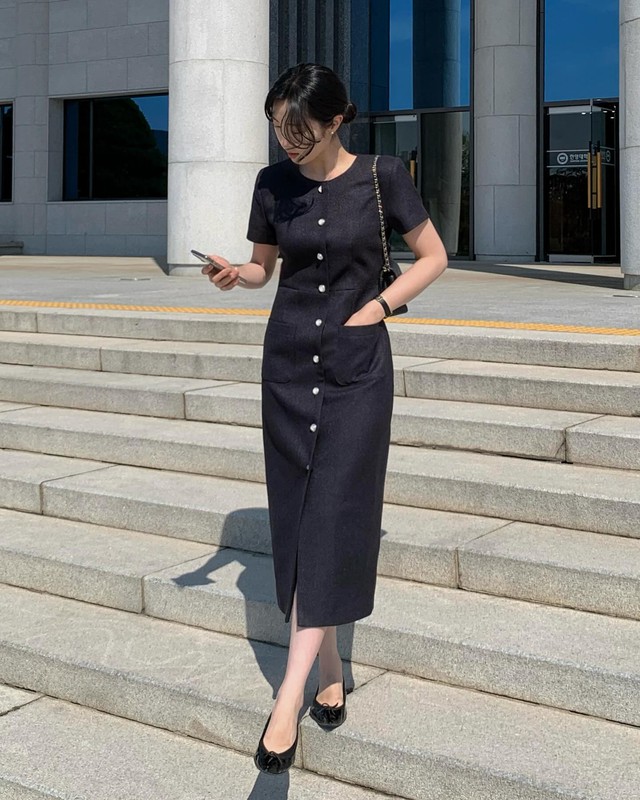 5 mẫu v&aacute;y liền t&ocirc;n d&aacute;ng hiệu quả nhất, xứng đ&aacute;ng sắm diện Tết - Ảnh 1.