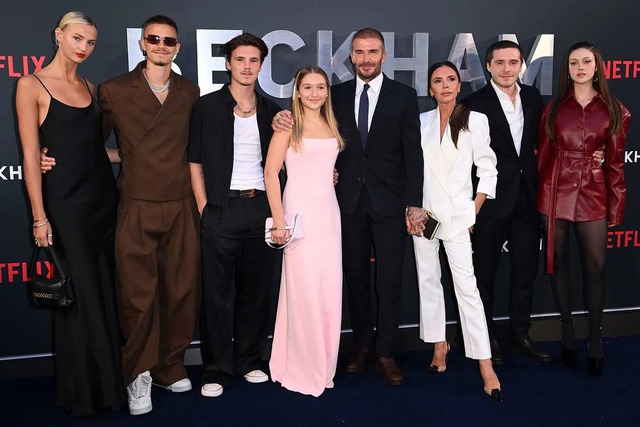 "Nước mắt chảy xuôi" và nỗi lòng người mẹ U40 sau ồn ào nhà Beckham: Hóa ra, hào quang hay tiền bạc cũng chẳng thể mua được sự bình yên trong hai chữ "gia đình" - Ảnh 3.
