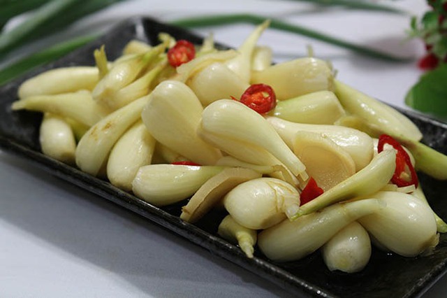 Không chỉ là món ăn kèm, hành củ muối mùa đông được ví như “nhân sâm” cho tim mạch - Ảnh 4.