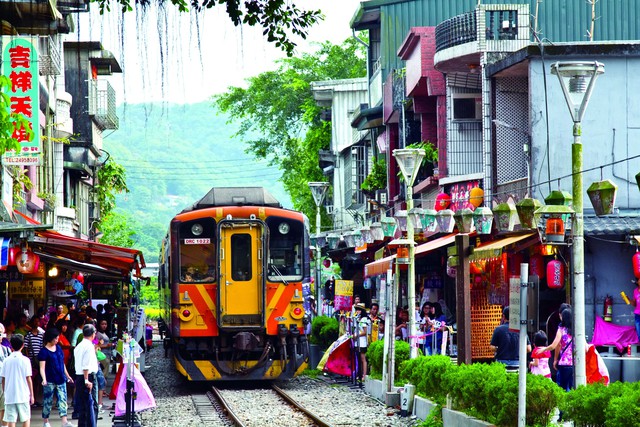 Lễ hội Đèn Trời Bình Khê - Điểm hẹn lãng mạn bậc nhất Đài Loan - Ảnh 3.