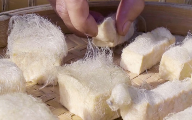 Ngon đến mấy cũng nên dừng: 5 loại bữa sáng có thể làm tăng nguy cơ ung thư mà nhiều người vẫn ăn hằng ngày - Ảnh 2.