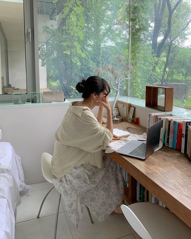 Năm đầu làm dâu, tôi định biếu Tết nội - ngoại mỗi bên 5 triệu, nhưng nhiều lời khuyên khiến tôi