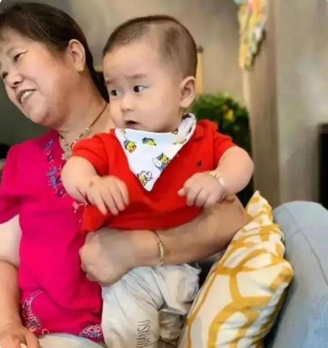 Bà nhường hết thịt cho cháu, bố mẹ hết lời cảm ơn: Chỉ vài năm sau liền hối hận không kịp! - Ảnh 1.