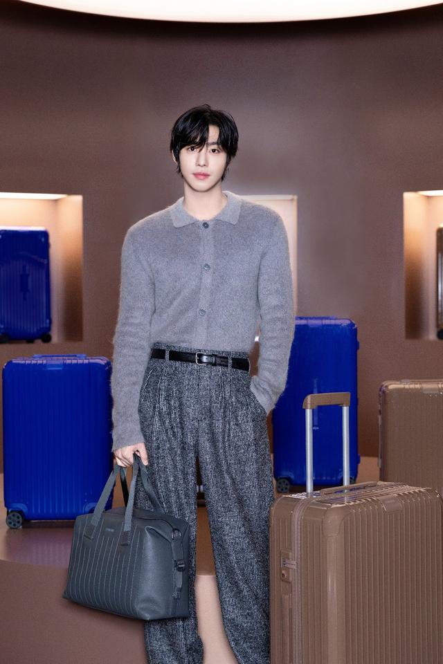 Quang H&ugrave;ng MasterD đứng giữa d&agrave;n nam thần ch&acirc;u &Aacute; tại Seoul - Ảnh 3.