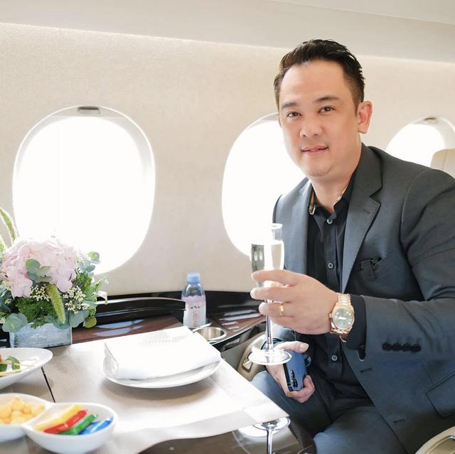 Mr. Xuân Hoàn là ai? - Ảnh 2.