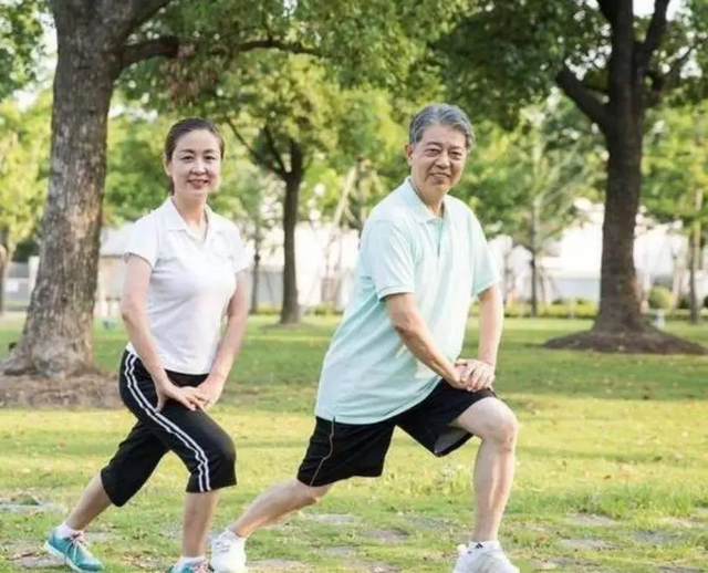 Người cao tuổi sống thọ: 3 Yếu tố quan trọng hơn vẻ ng&ograve;ai năm 2026 - Ảnh 6.