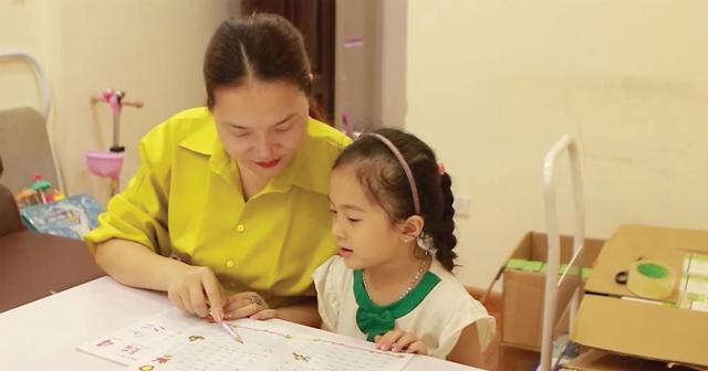 Con học sa sút không phải chuyện một sớm một chiều: 5 dấu hiệu cảnh báo sớm mà bố mẹ dễ bỏ qua - Ảnh 4.