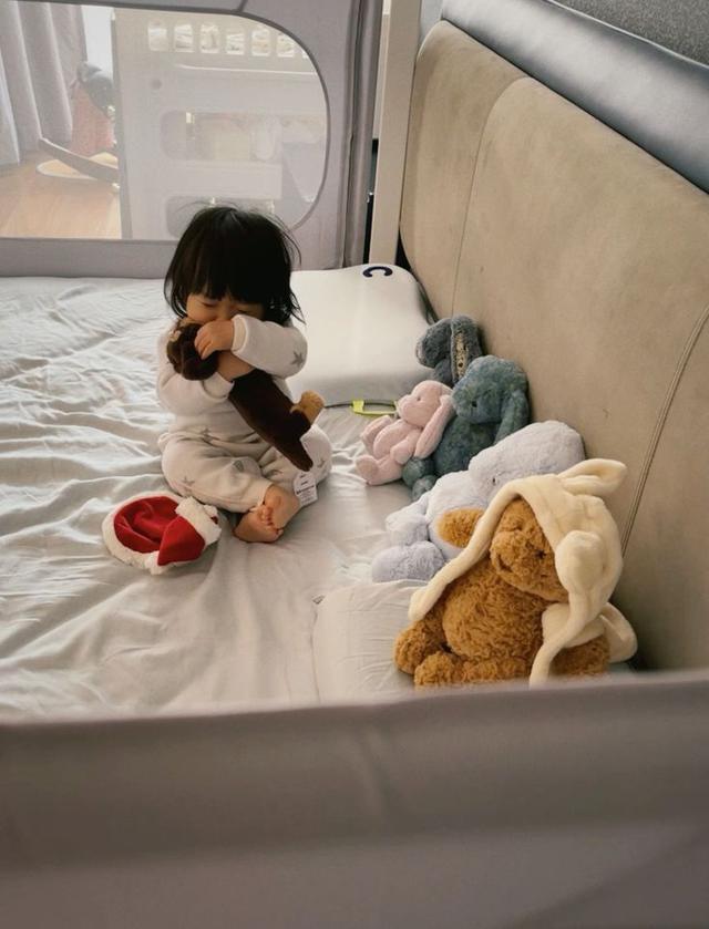 Trẻ có cảm thấy an toàn trong chính ngôi nhà của mình hay không, hãy nhìn vào 3 điều nhỏ này - Ảnh 2.