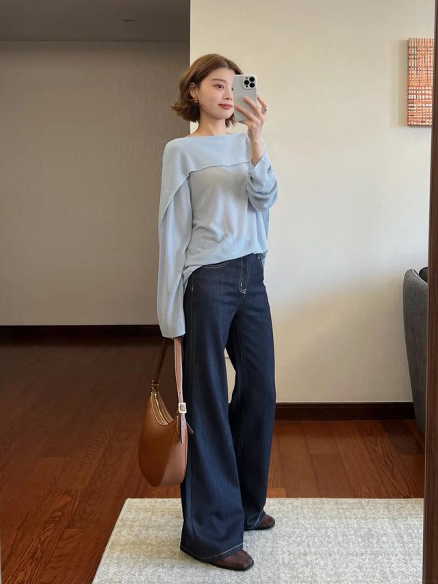 Công sở mùa thu với baby blue: Công thức old money giúp diện mạo trẻ trung mà vẫn thanh lịch - Ảnh 7.
