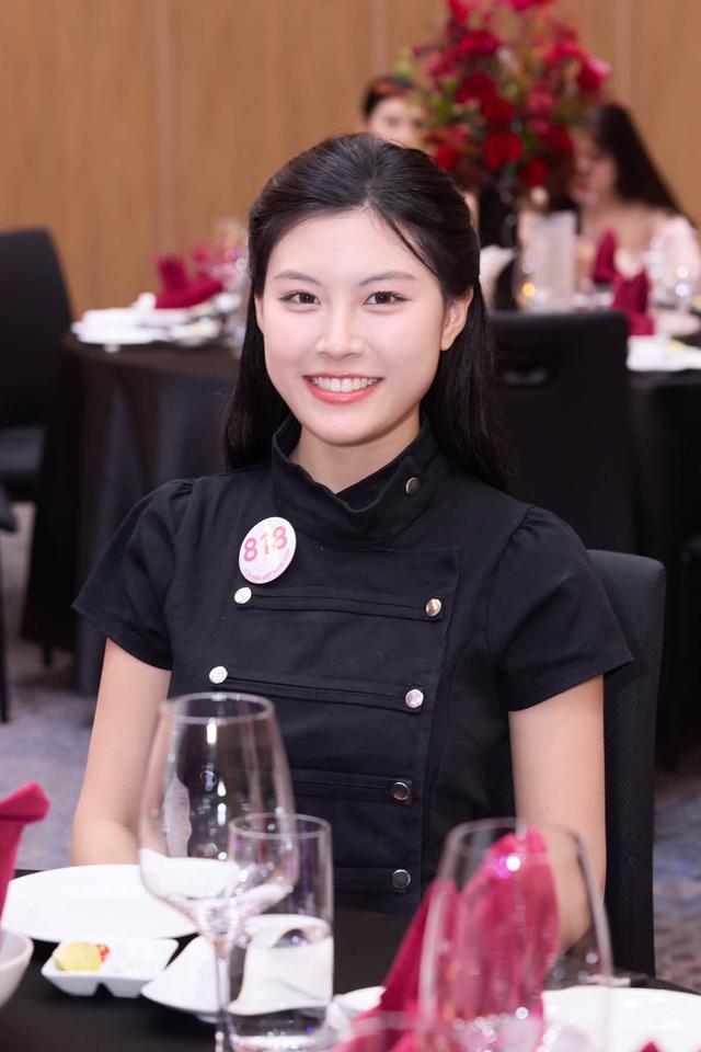 Người đẹp sinh năm 2006 gây chú ý ở Hoa hậu Việt Nam 2026 nhờ học vấn khủng - Ảnh 2.