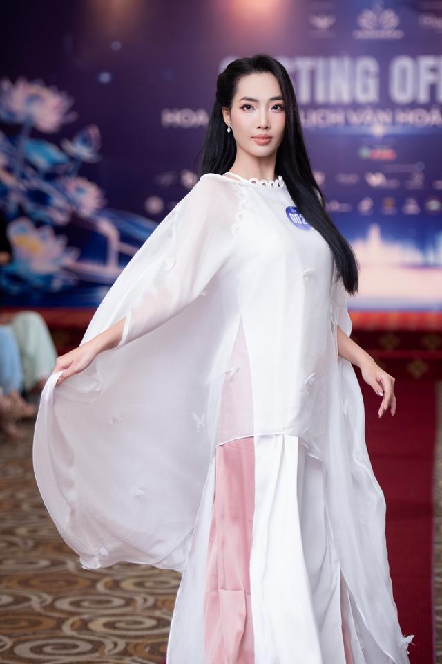 Hơn 50 cô gái casting Hoa hậu Du lịch Văn hóa Việt Nam 2026, tân hoa hậu nhận giải 300 triệu đồng - Ảnh 6.